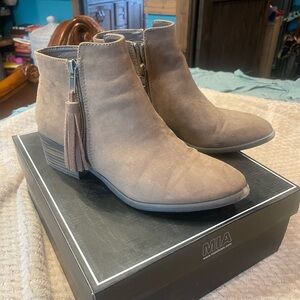 MIA Women's Suede Tan Ankle Booties